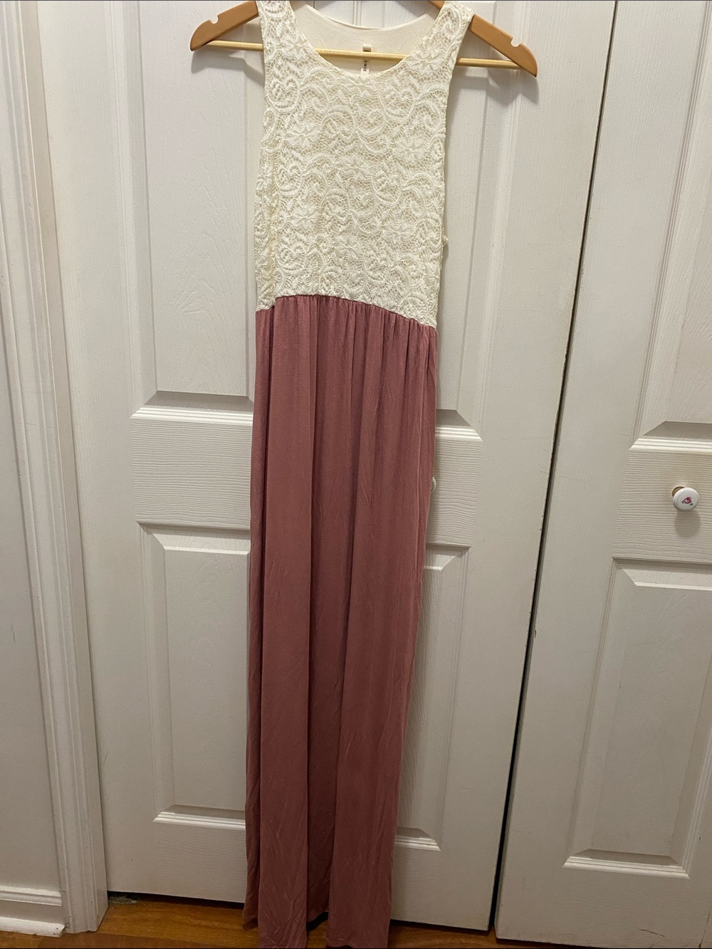 Bellamie Ivory Lace Shell Top